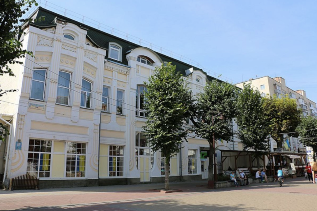 Проскурівська, 18